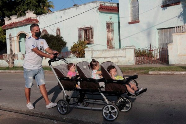 Effort in Cuba to Encourage Responsible Fatherhood