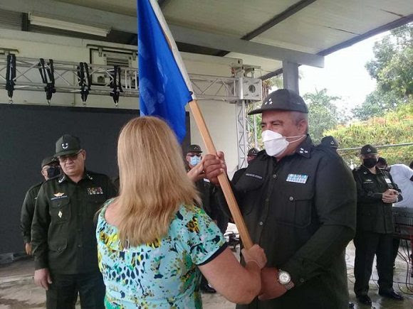 Recognizing MININT combatants who participated in actions at the Saratoga hotel